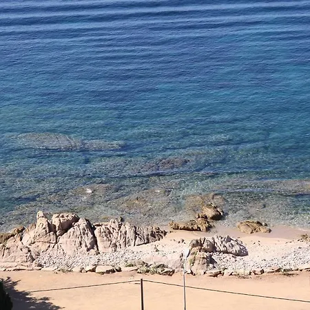 Апартаменты Bord De Mer